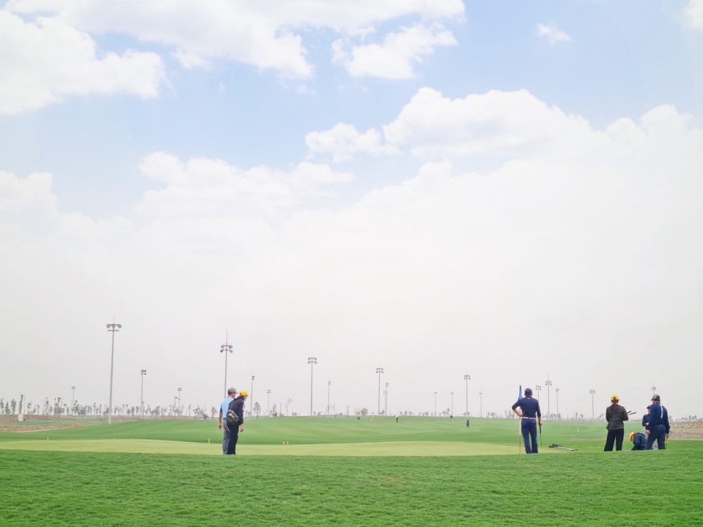 Sân golf tại Đồi Rồng